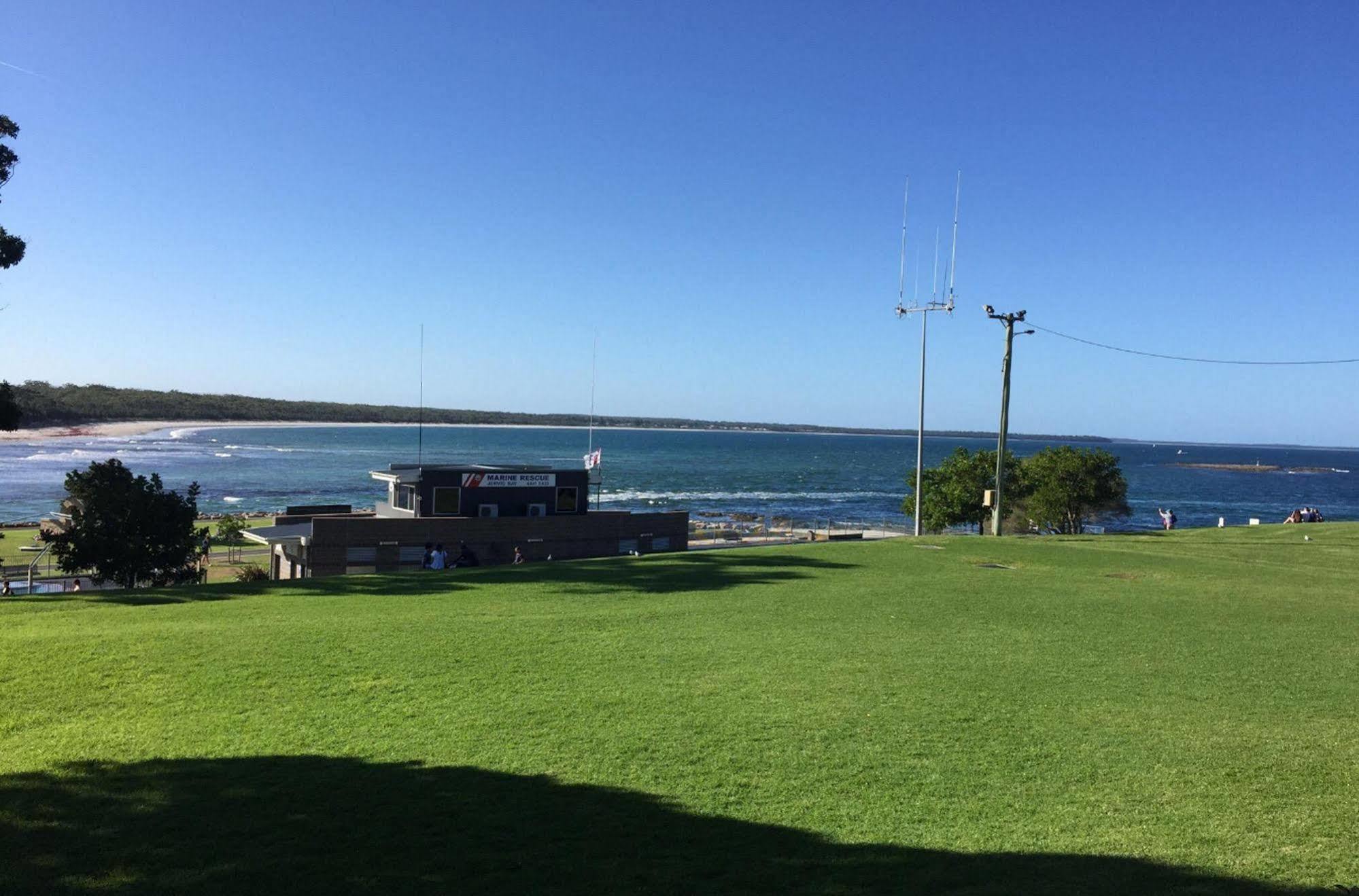 Huskisson Hotel Exterior foto